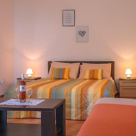 Apartmani Nina Rovinj Bagian luar foto